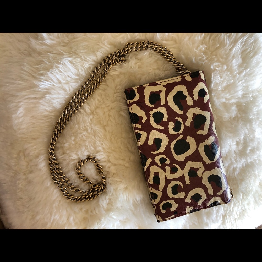 Gucci Leopard WOC - Picture 4 of 15